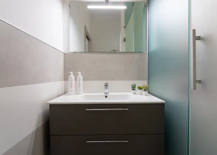 아파트 Casa Foa Con Terrazzo A Due Passi Dal Parco By Wonderful Italy 토리노