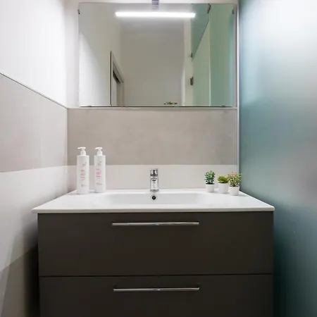 Lägenhet Casa Foa Con Terrazzo A Due Passi Dal Parco By Wonderful Italy *